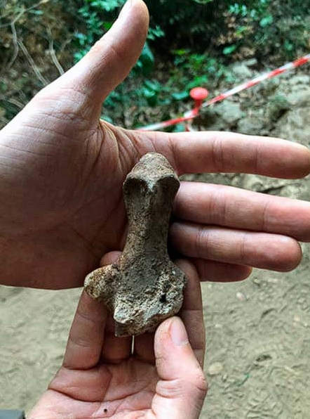 battifratta cave figurine mesolithic artifact discovery